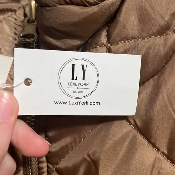 Reversible puffer vest - Picture 4 of 6